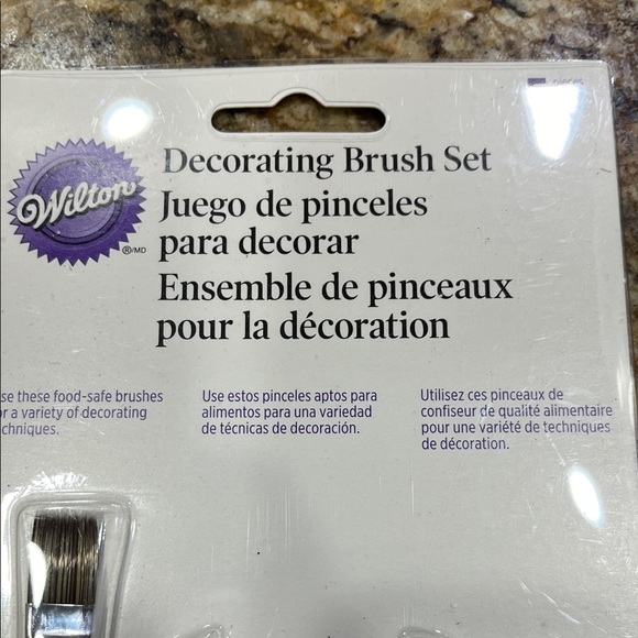 Wilton Cake Decorating Brush Set with Purple Handles - Picture 2 of 6